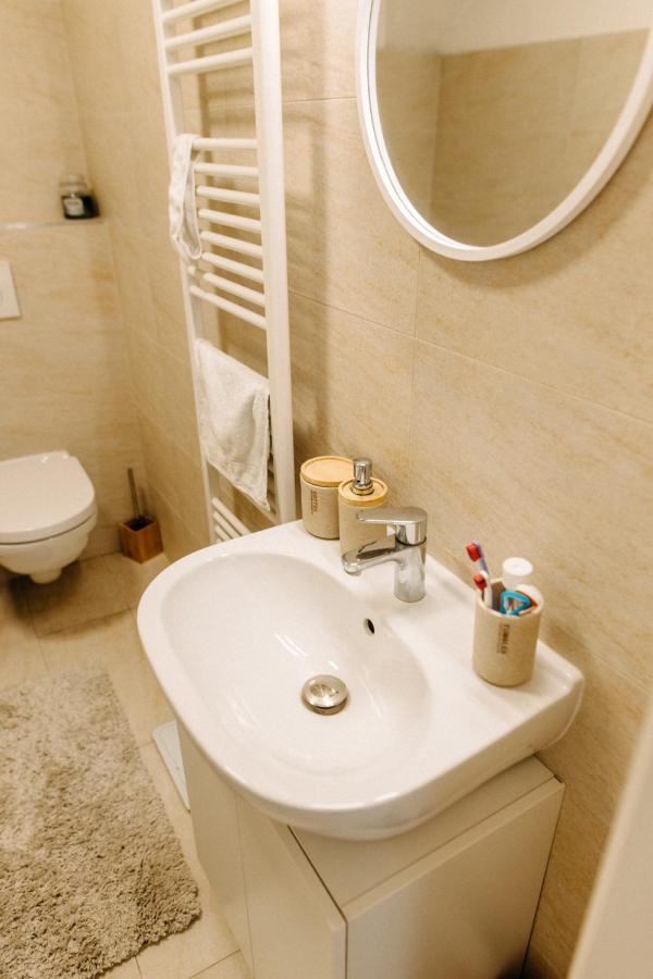 Apartman V Srdci Znojma „Jako Doma“ Znojmo Exterior photo